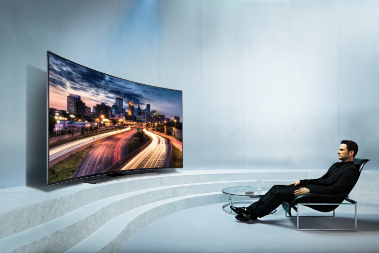 Curved UHD TV_2